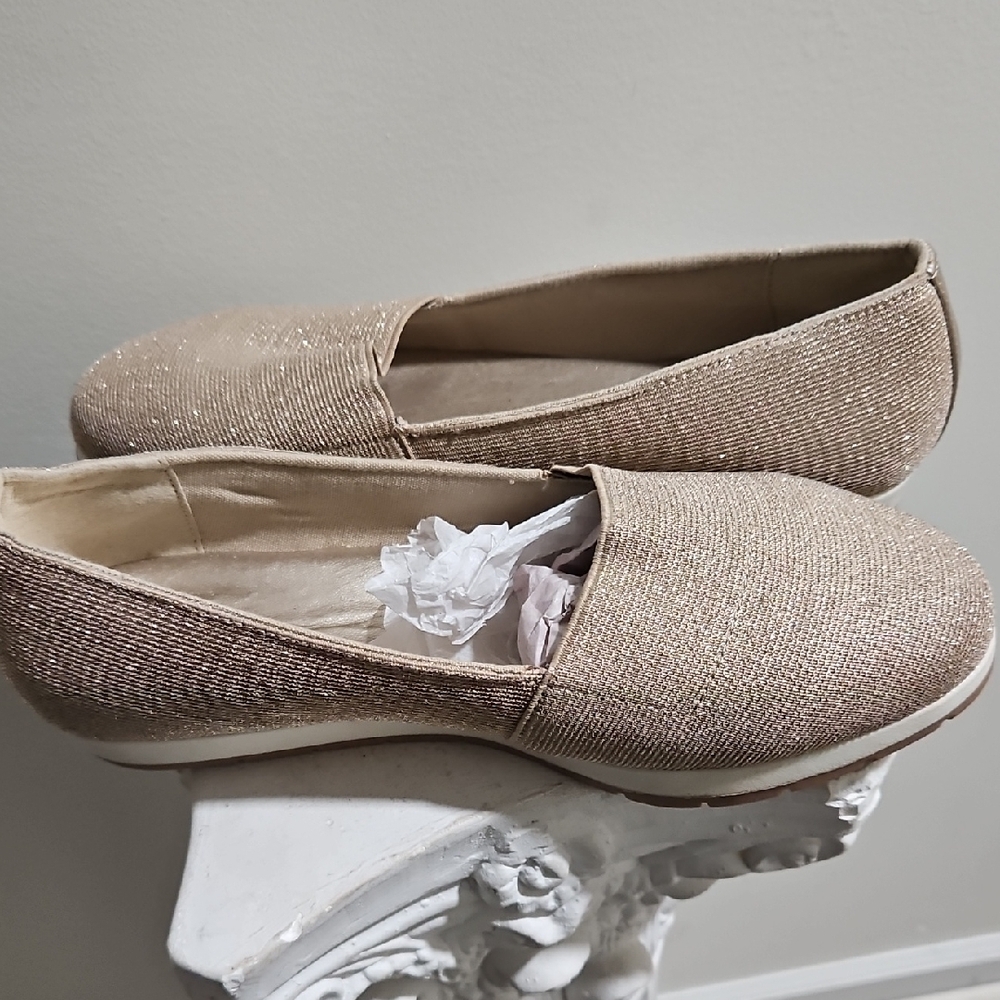Catherines Gold Flats Minimalist Slip-On Comfort (Never Worn)